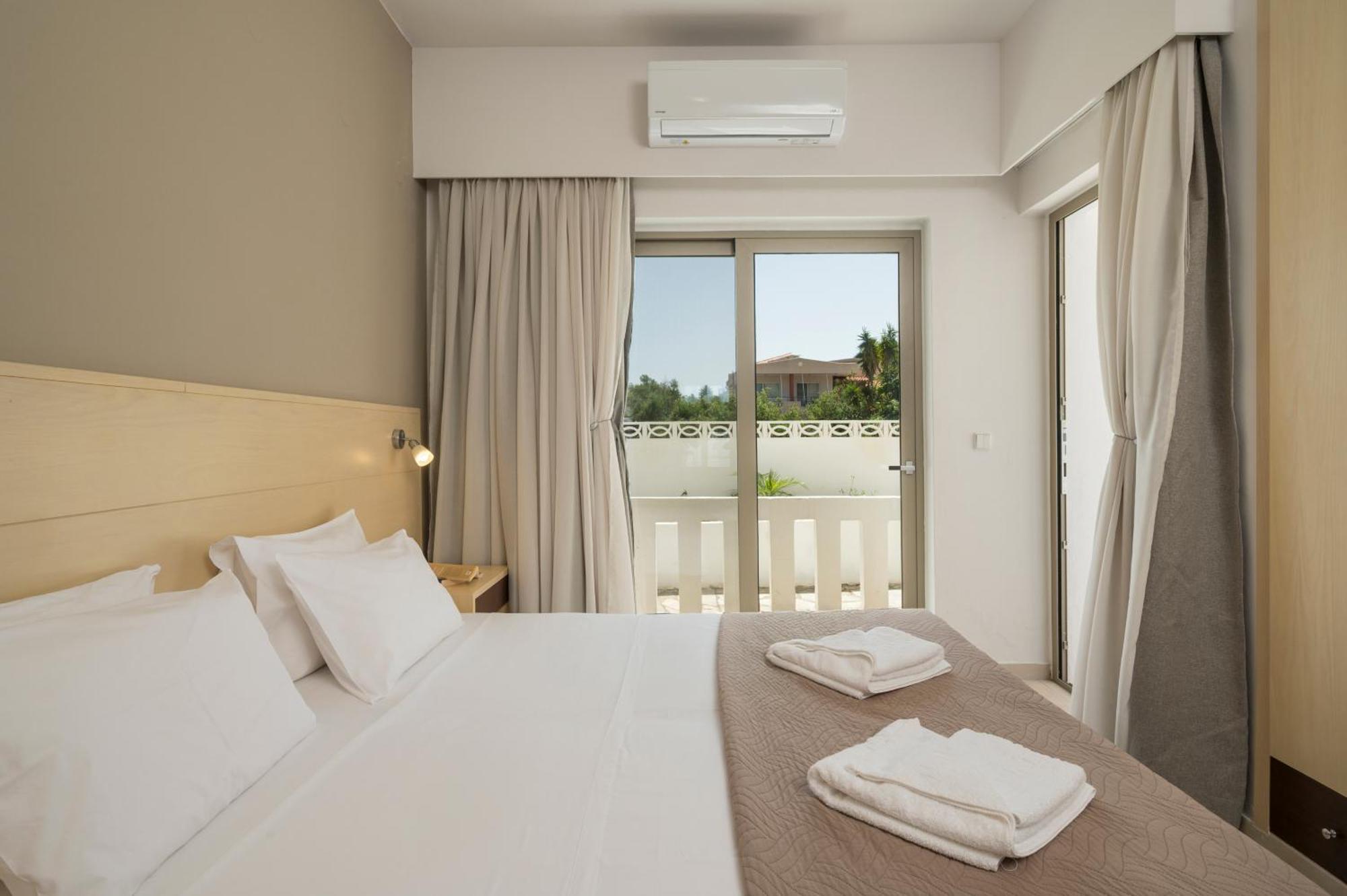 Esplanade Apartments Kalathas Esterno foto